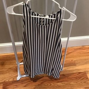 Old Navy tank top
